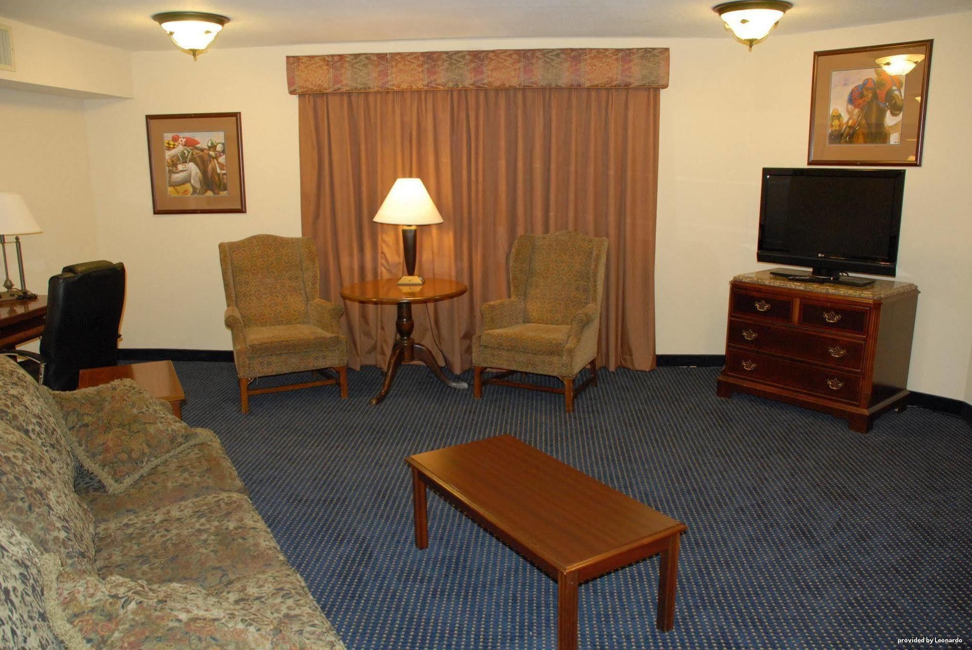 Best Western Winners Circle Hot Springs Esterno foto